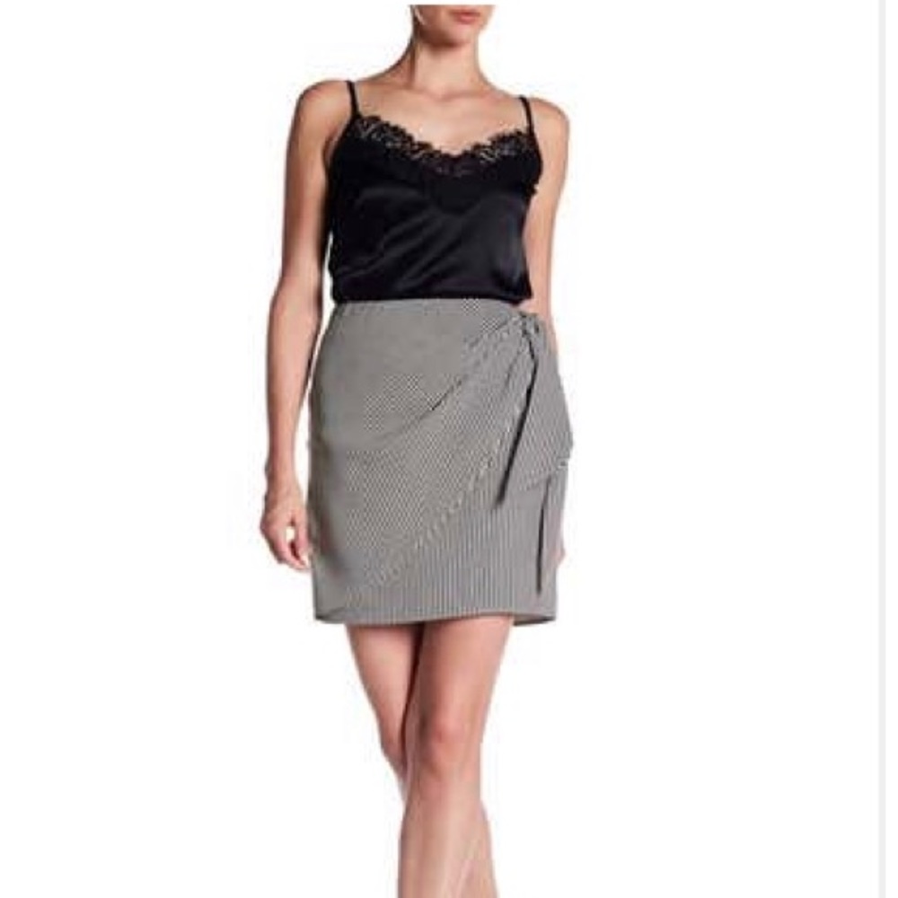 Striped side tie skirt